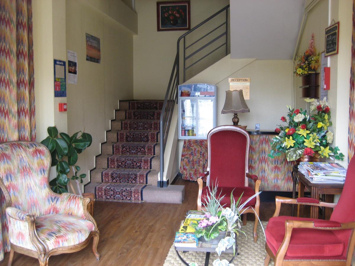 Hotel Bellevue De Tradition Familiale Morcenx Exterior foto