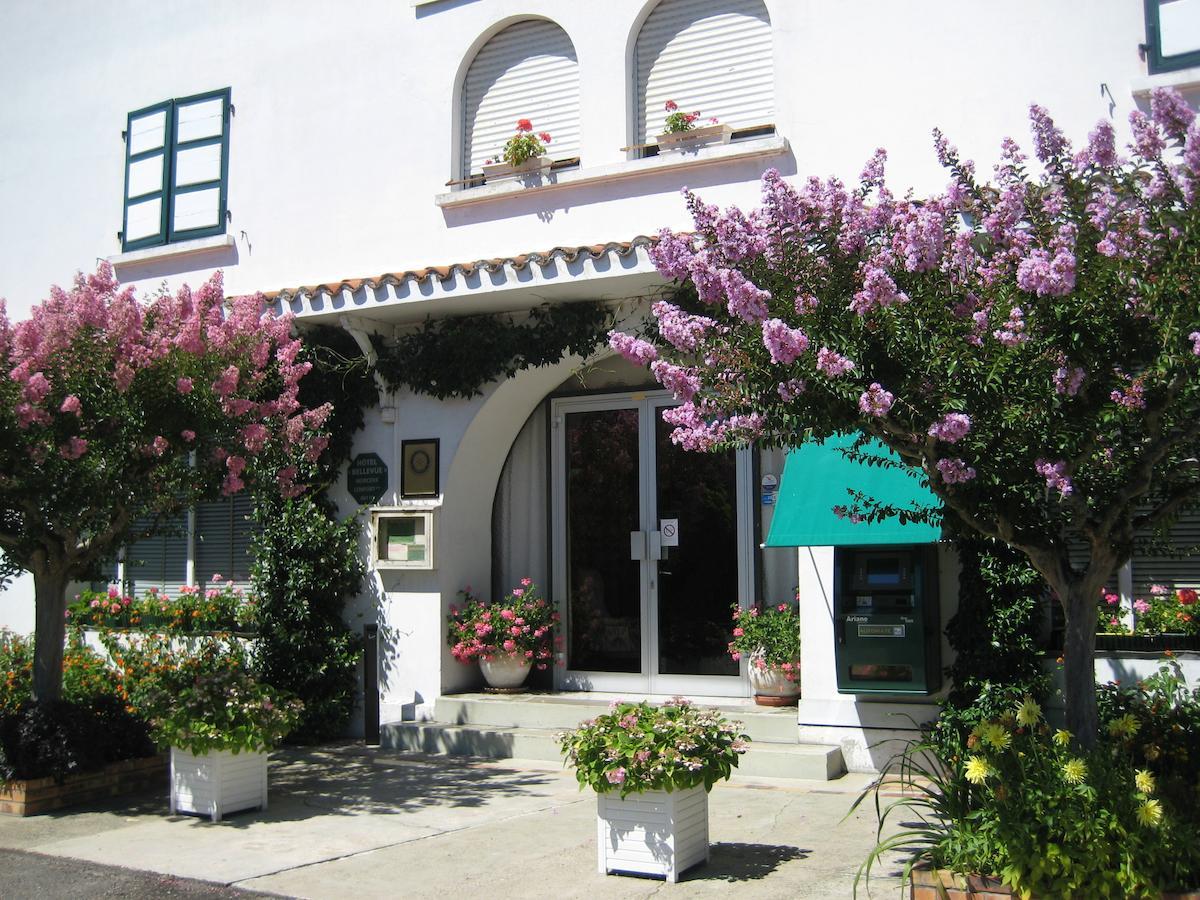 Hotel Bellevue De Tradition Familiale Morcenx Exterior foto